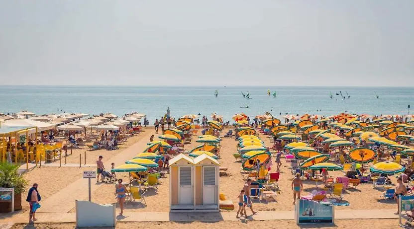 Monolocale Con Piscina E Terrazzo Apartment Bibione Italy